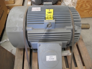 MOTOR, ELECTRIC TYPE, 100 HORSEPOWER, 460VAC 3 PHASE 60HZ ELEC RATING, 1800 RPM, 444T FRAME, 115 AMPS, TEFC ENCLOSURE, CONTINUOUS DUTY, 1.25 SERVICE FACTOR, 3-3/8" SHAFT. NEMA DESIGN-B SPACE HEATER, 500W, AT 480V NEMA CODE-G INSULATION CLASS-F HEAT-RISE 80 C OVER 40 C AMBIENT. KEY SLOT - 7/8 INCH (W-44) LOADING & HANDLING FEE $15-